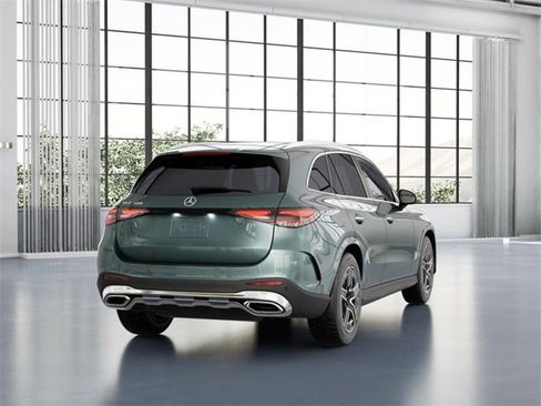 New 2025 Mercedes-Benz GLC 300 image 23