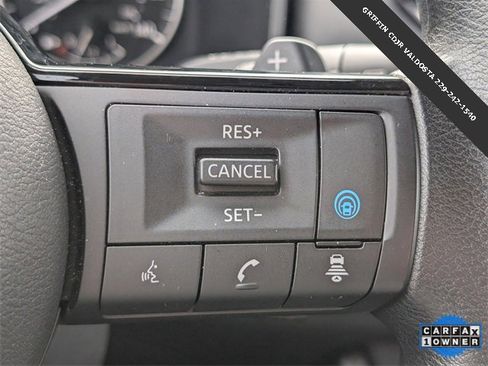 Used 2023 Nissan Rogue SV image 22