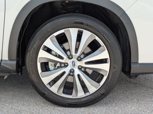 Used 2022 Subaru Ascent Limited w/ Technology Package AWD/4WD image 11