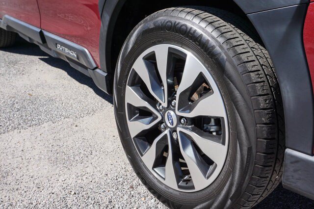 Used 2024 Subaru Outback Touring XT w/ Tech Package 3 AWD/4WD image 7