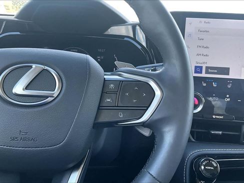 Used 2022 Lexus NX 350h AWD image 22