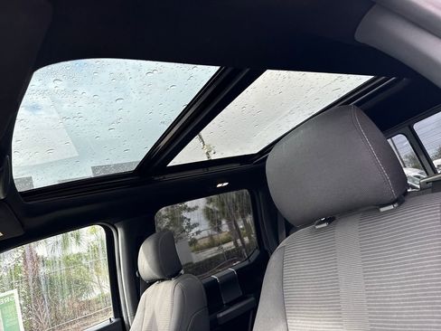 Used 2016 Ford F150 XLT w/ Equipment Group 302A Luxury image 9