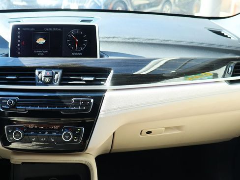 Used 2020 BMW X1 sDrive28i w/ Premium Package image 45