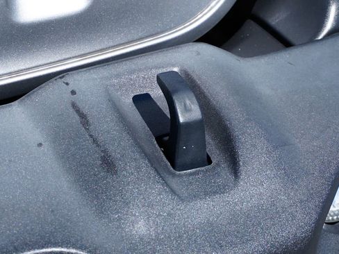 Used 2021 Jeep Wrangler Sport image 45