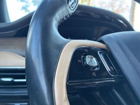 Certified 2023 Lincoln Corsair Reserve image 27