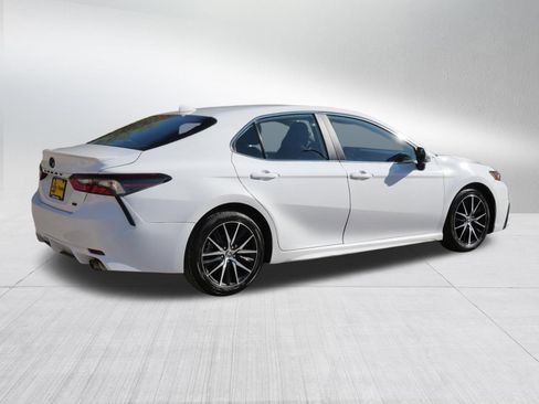 Certified 2023 Toyota Camry SE FWD image 8