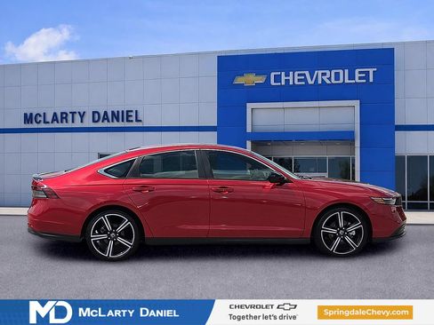 Used 2024 Honda Accord Sport image 6