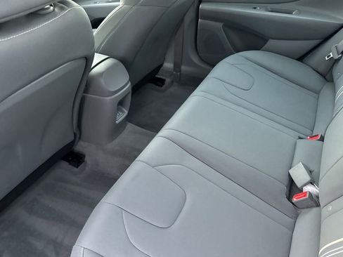 Certified 2025 Hyundai Elantra Blue image 15