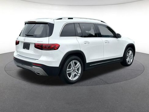 Used 2021 Mercedes-Benz GLB 250 4MATIC image 6