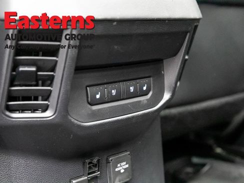 Used 2023 Toyota Tundra Platinum AWD/4WD image 25
