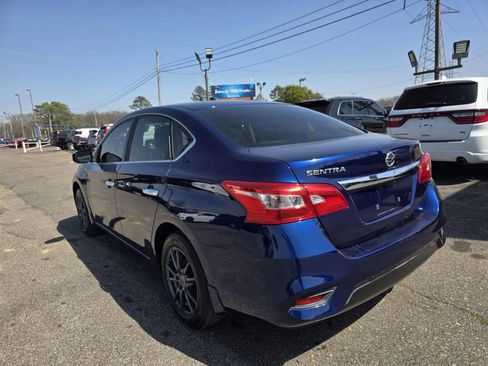 Used 2016 Nissan Sentra S FWD image 4