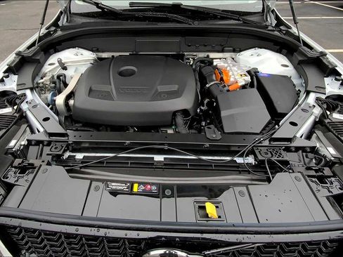 New 2025 Volvo XC60 T8 Ultra w/ Protection Package Premier image 14