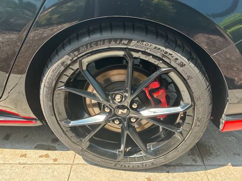 Used 2024 Hyundai Elantra N FWD image 12