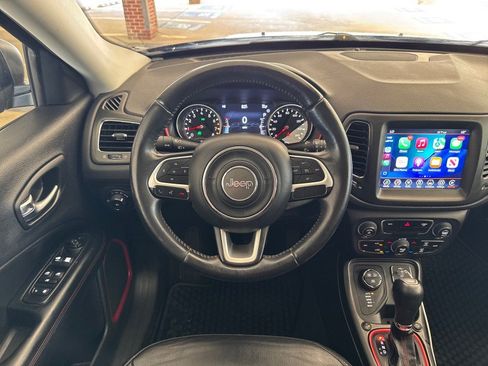 Used 2019 Jeep Compass Trailhawk AWD/4WD image 17