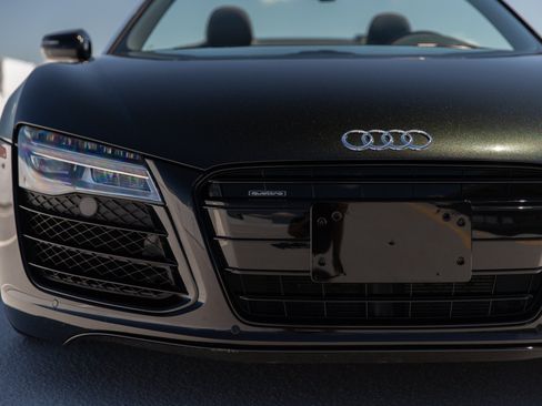 Used 2014 Audi R8 V10 AWD/4WD image 25