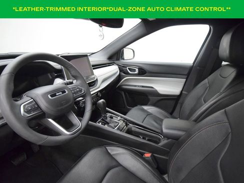 Certified 2023 Jeep Compass Limited w/ Elite Group AWD/4WD image 9