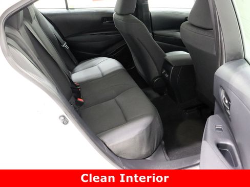 Certified 2025 Toyota Corolla LE image 30