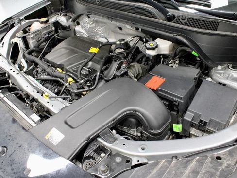Used 2024 Chevrolet Trax ACTIV w/ Driver Confidence Package FWD image 18