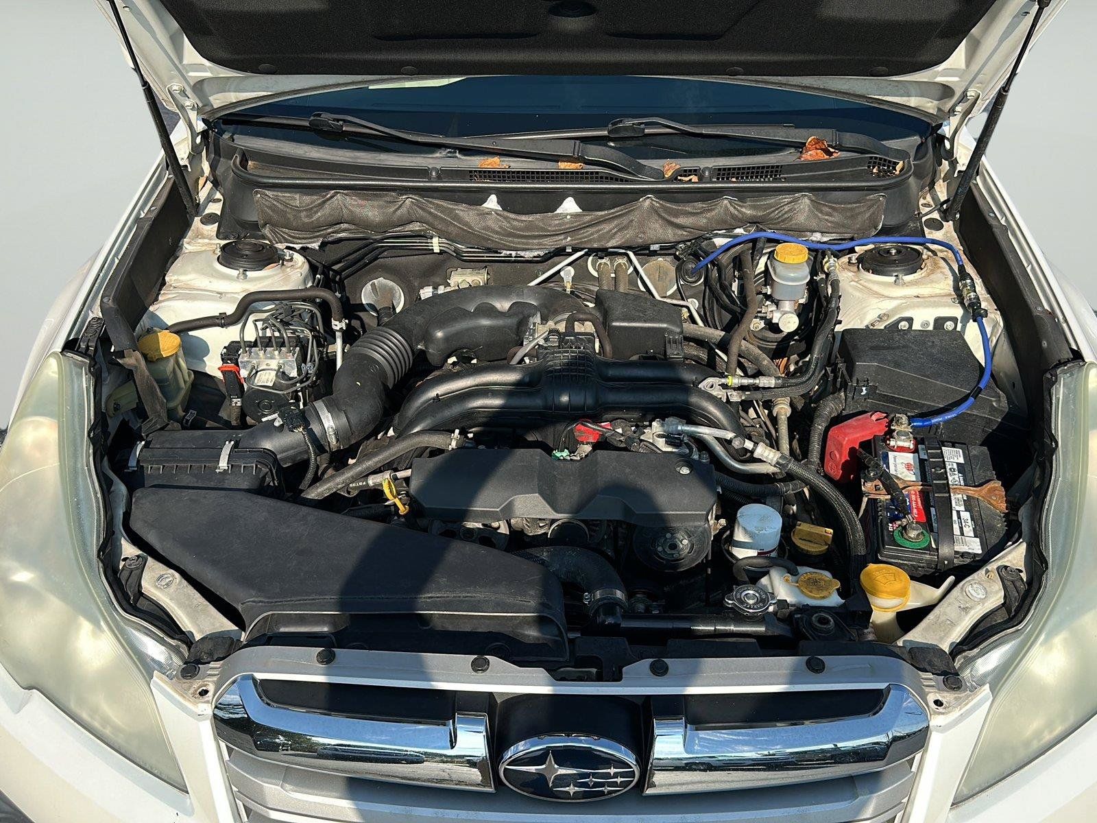 Used 2013 Subaru Outback 2.5i Limited AWD/4WD image 29