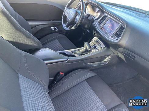 Used 2022 Dodge Challenger SXT w/ Blacktop Package image 13