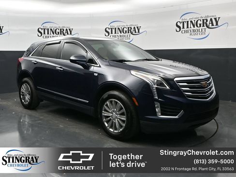 Used 2017 Cadillac XT5 FWD image 1