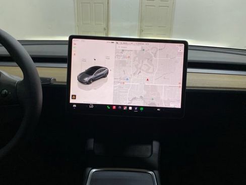 Used 2023 Tesla Model 3 Standard Range RWD image 15
