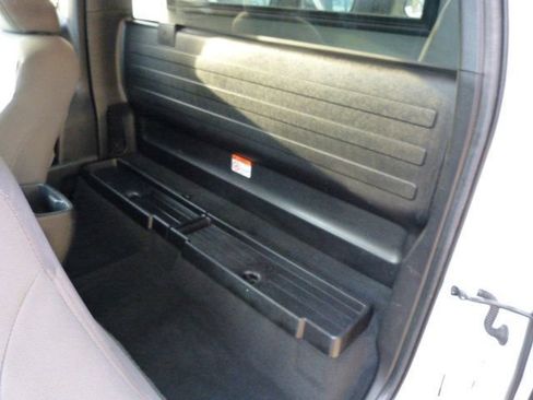 Used 2022 Toyota Tacoma SR image 30