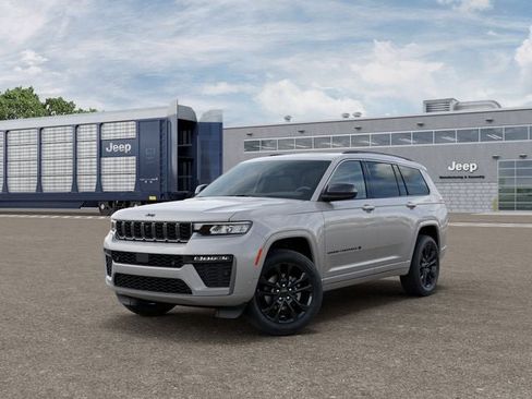 New 2026 Jeep Grand Cherokee L Limited AWD/4WD image 1