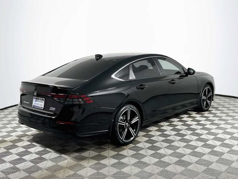 Used 2023 Honda Accord Sport image 7