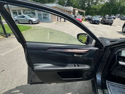 Used 2013 Lexus ES 350 w/ Luxury Pkg FWD image 21