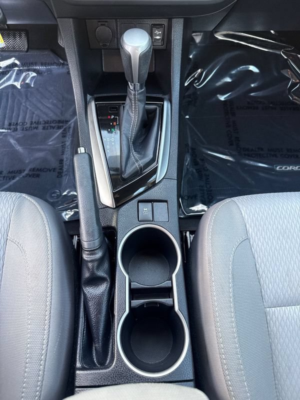 Used 2016 Toyota Corolla LE FWD image 22