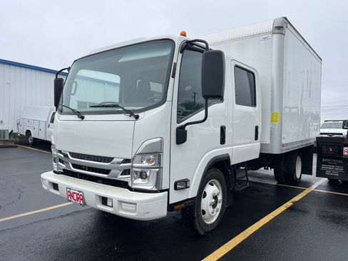New 2024 Chevrolet Low Cab Forward RWD image 1