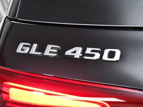 Used 2024 Mercedes-Benz GLE 450 4MATIC image 94