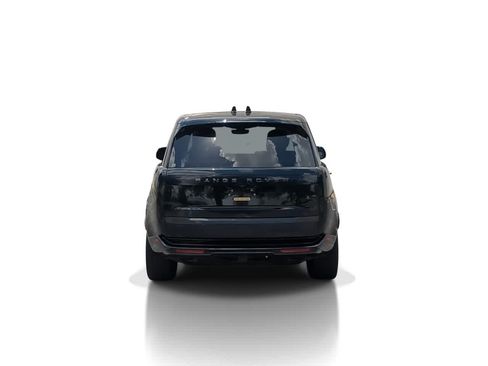 Certified 2025 Land Rover Range Rover SE AWD/4WD image 7