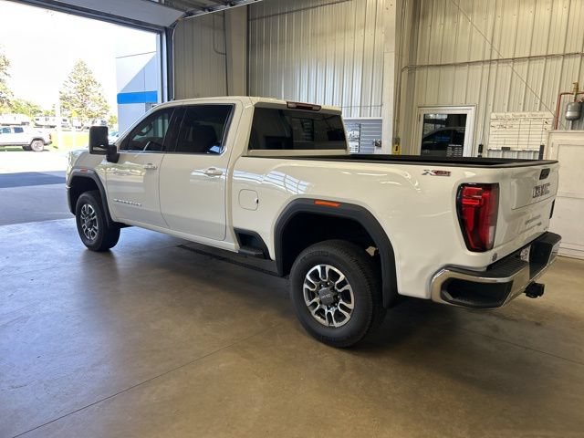 Used 2024 GMC Sierra 3500 SLE w/ Preferred Package AWD/4WD image 8