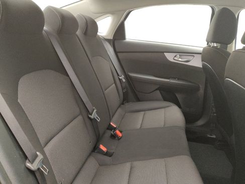 Used 2024 Kia Forte LXS image 19