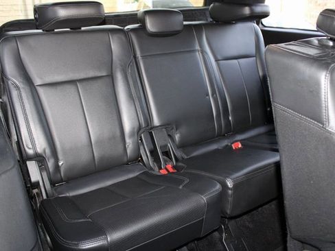 Used 2018 Ford Expedition XLT w/ Equipment Group 202A image 20