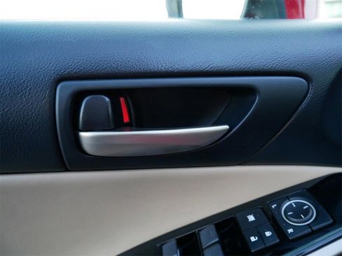 Used 2019 Lexus IS 300 image 14