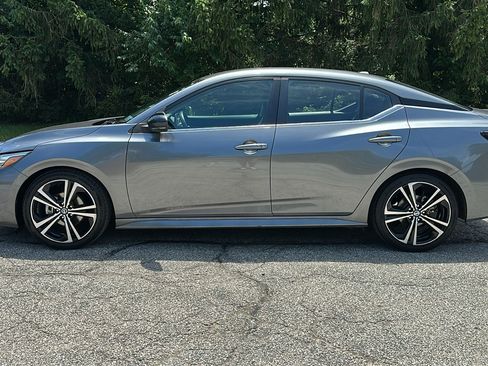 Used 2023 Nissan Sentra SR w/ Trunk Package FWD image 28