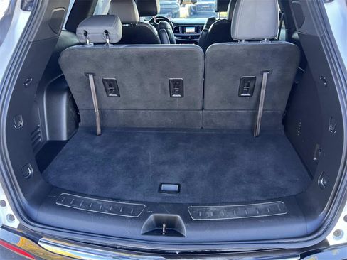 Certified 2023 Buick Enclave Essence w/ Experience Buick Package image 11