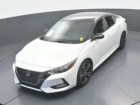 Used 2021 Nissan Sentra SR FWD image 40