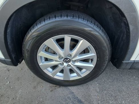 Used 2015 MAZDA CX-5 Touring w/ Bose/Moonroof Package FWD image 30