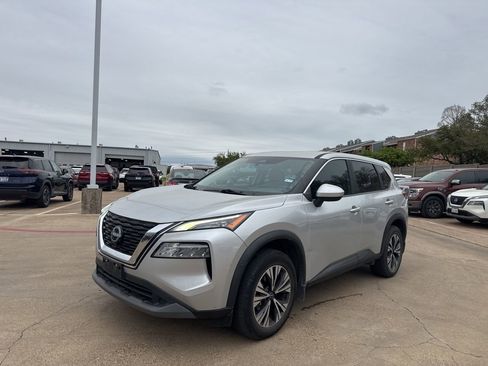 Certified 2023 Nissan Rogue SV image 8