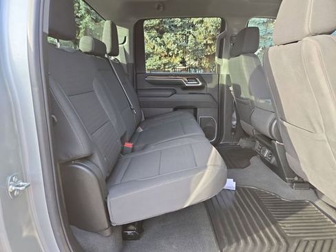 Used 2025 Chevrolet Silverado 3500 LT w/ Convenience Package image 35