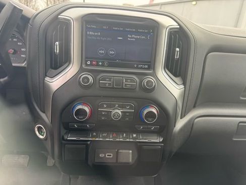 Used 2021 Chevrolet Silverado 1500 RST w/ Bed Protection Package image 16