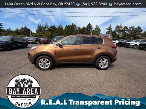 Used 2017 Kia Sportage LX AWD/4WD image 8