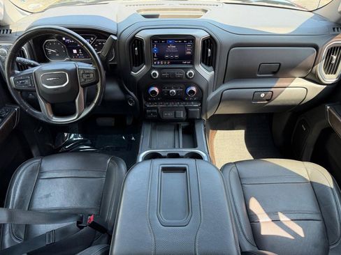Used 2020 GMC Sierra 1500 Denali w/ Technology Package image 11