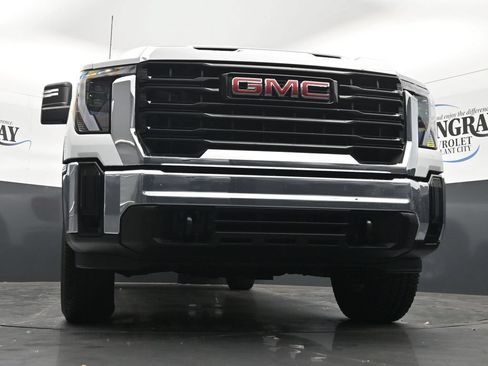Used 2025 GMC Sierra 2500 Pro w/ Convenience Package AWD/4WD image 27