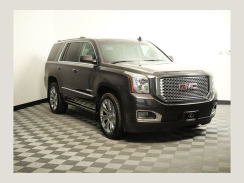 Used 2016 GMC Yukon Denali w/ Open Road Package AWD/4WD image 1
