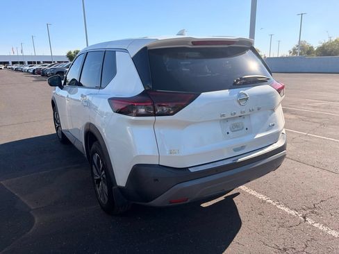 Used 2021 Nissan Rogue SV FWD image 7